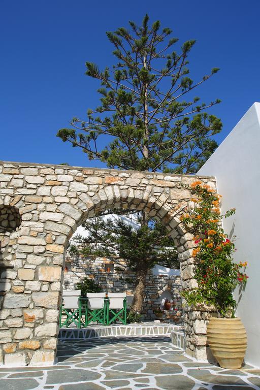 Ostria Aparthotel Náousa Exterior photo
