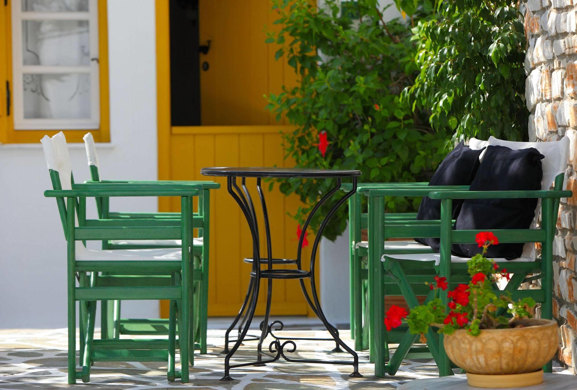 Ostria Aparthotel Náousa Exterior photo