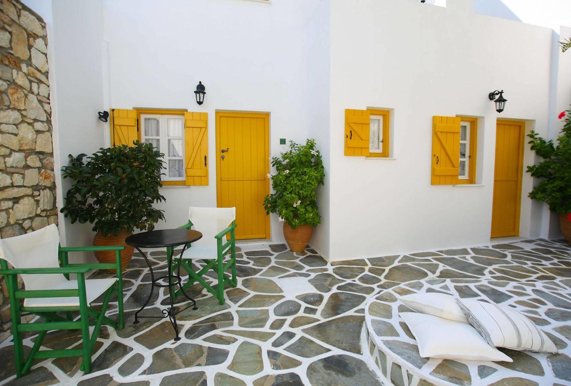Ostria Aparthotel Náousa Exterior photo